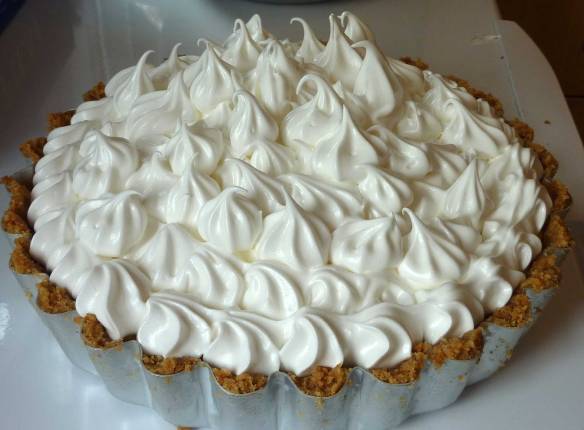 key lime pie, meringue, biscuit base, deli truck,