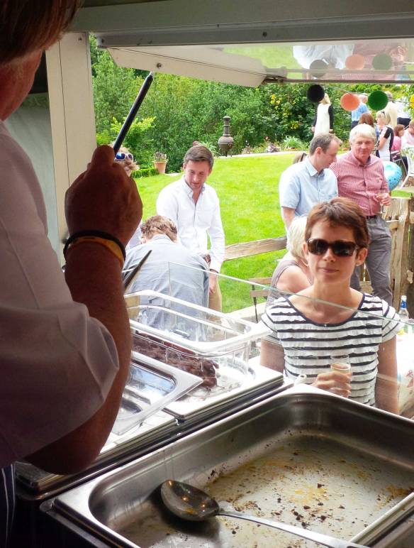 Deli Truck clients ordering food
